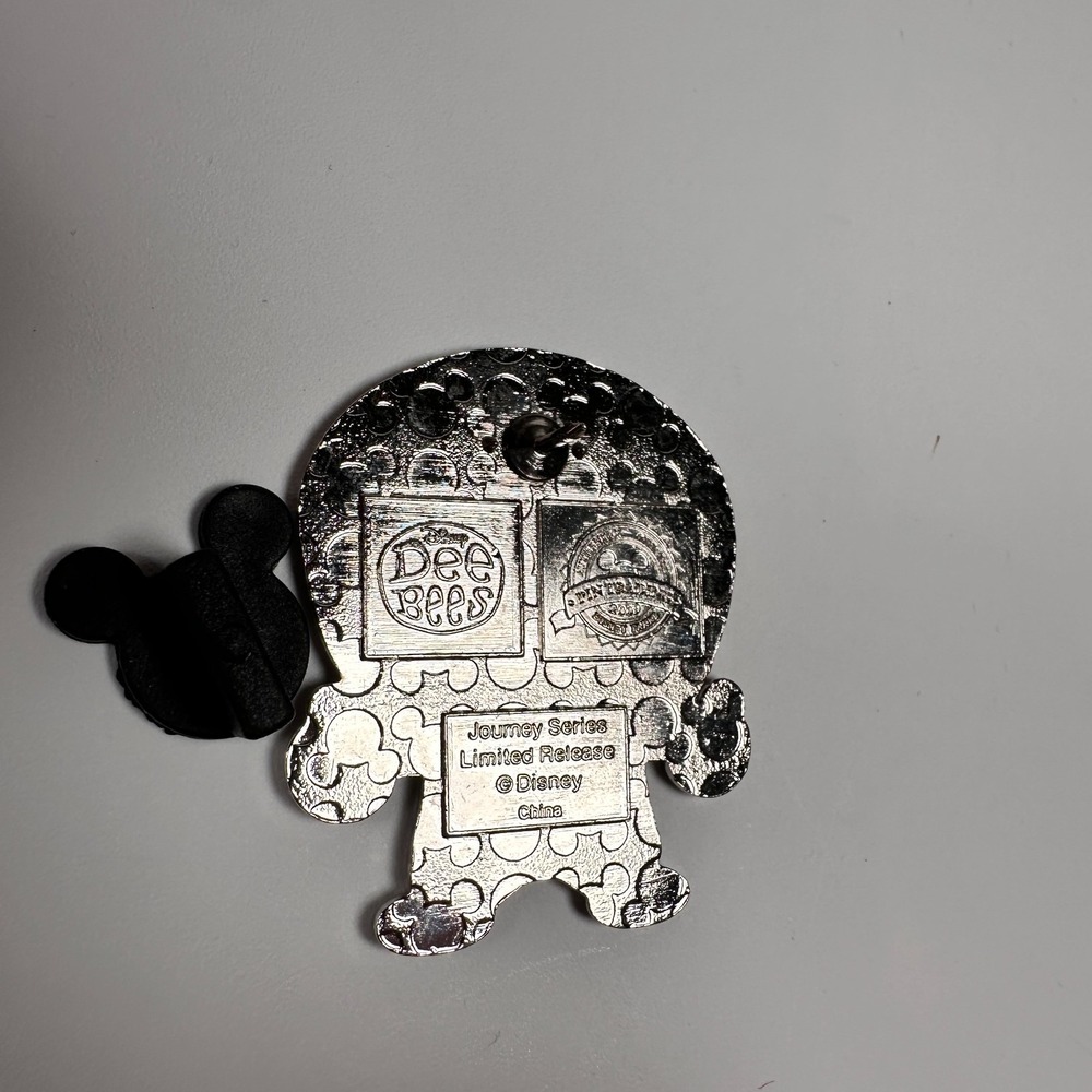 Disney Pin DeeBees Journey Series Astronaut Alien Spacee PP75396 Limited Release - Picture 7 of 7